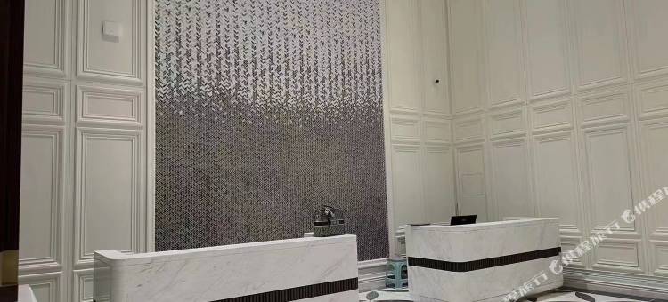 东宁赫本酒店图片