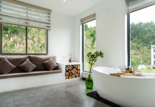 Yingshan Crescent Moon HomestayHotel Overview