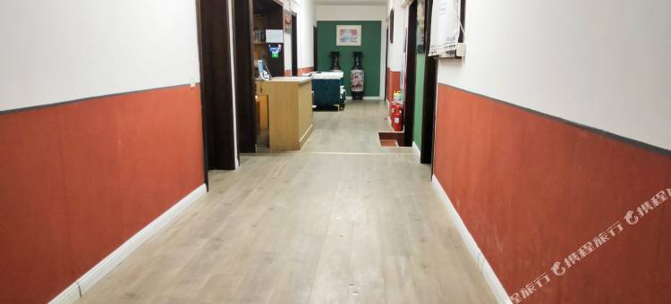 青岛金香睿旅馆(薛家岛地铁站店)图片