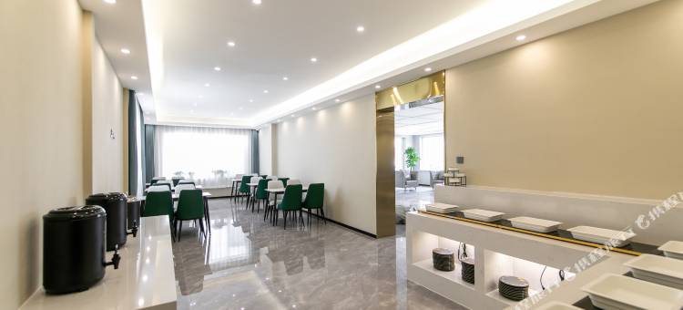 禧悦·轻奢酒店(乌兰布统景区店)图片