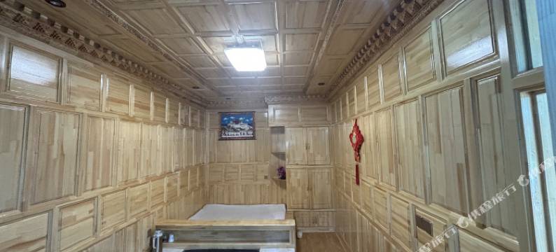 姜巴酥油灯藏家民宿图片