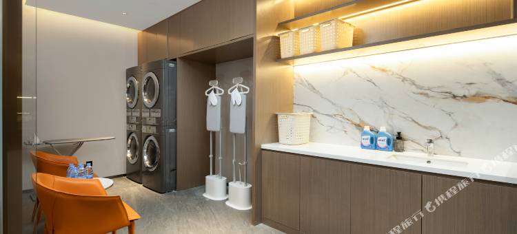 广州北京路步行街公园前地铁站宜致美居图片