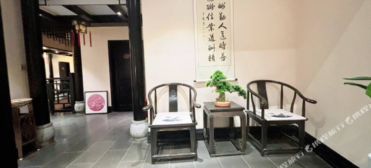 云庭花舍客栈(镇远古城新大桥店)图片