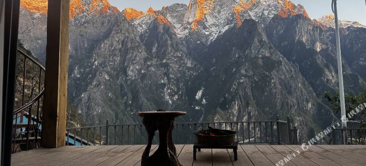 虎跳峡村上轻奢·Lodge·野奢观景·旅拍轻奢民宿图片