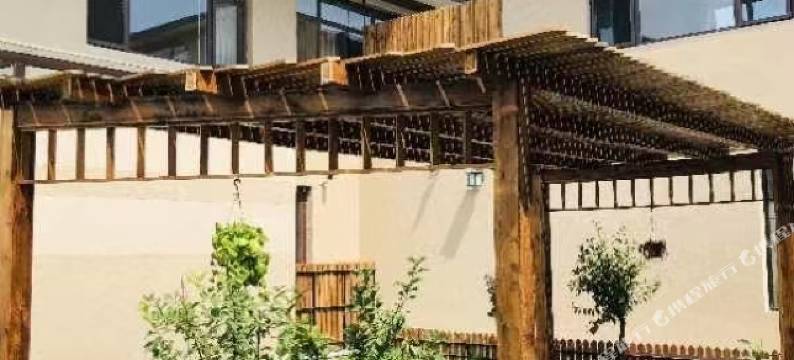 瓦房店市许屯镇龙门澜驿温泉民宿图片