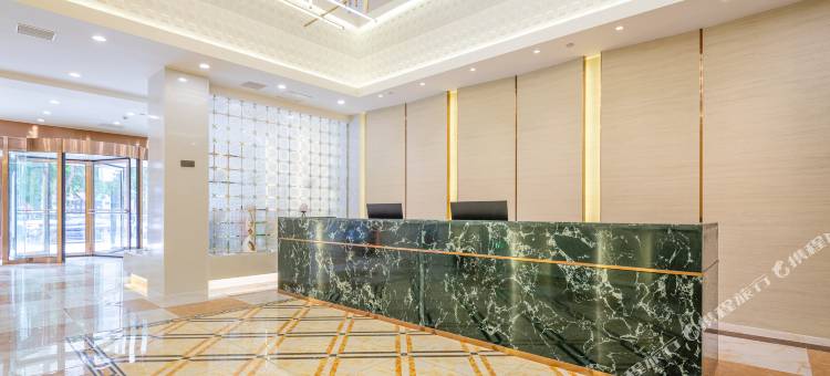 季枫酒店(奎屯驿马巷旅游文化街区店)图片