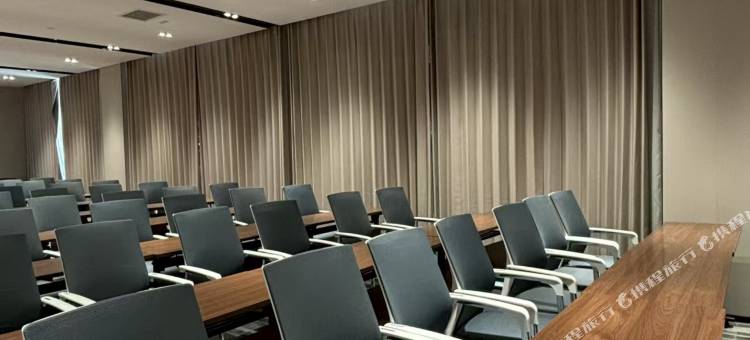 云居酒店(酒泉肃北马鬃山店)图片