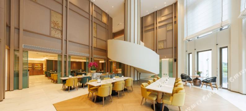 云居酒店(海口滨海大道店)图片