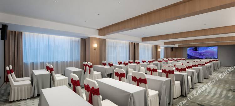 艺龙酒店(武汉五环大道地铁站店)图片