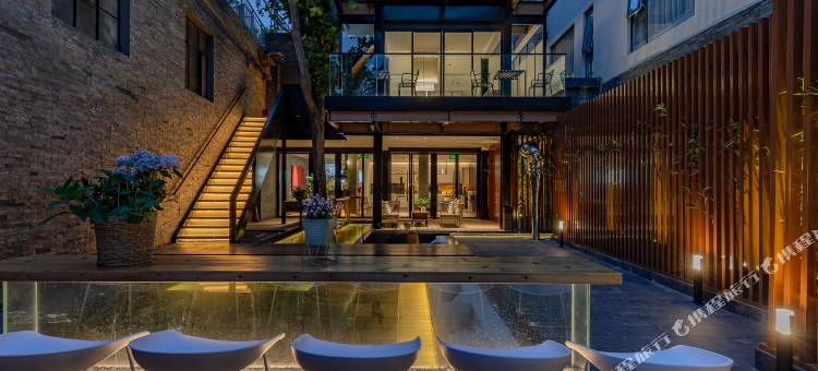 济南大明湖泉城广场漫亭花园酒店图片