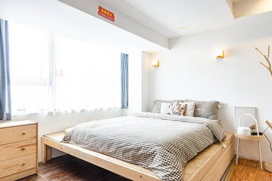 成都&霜霜&公寓(3号店)