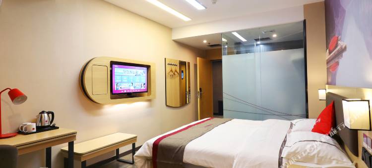 橙客酒店(丰城火车站金马装饰城店)图片