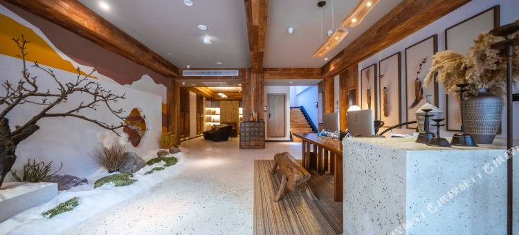 云孚里隐宿·商旅酒店(成都杜甫草堂中医大省医院地铁站店)图片