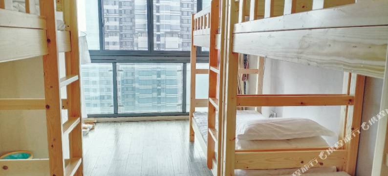 武汉遇见·青年旅舍(江汉路步行街店)图片