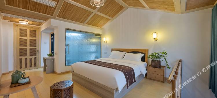 花筑·避世枫谷民宿(沁心园店)图片