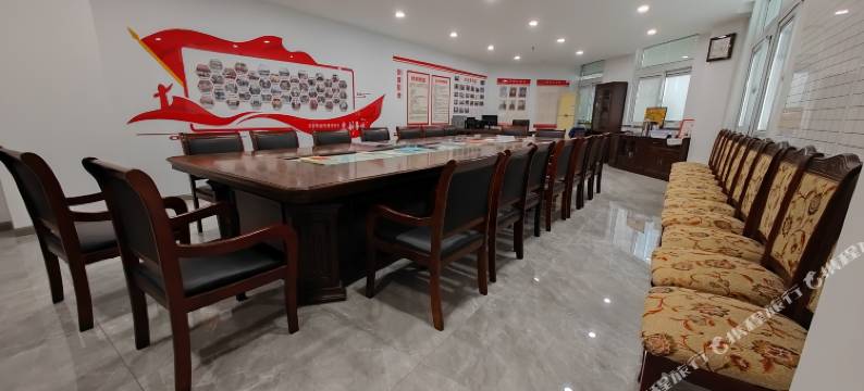 猫山屋轻居酒店(句容三泰广场店)图片