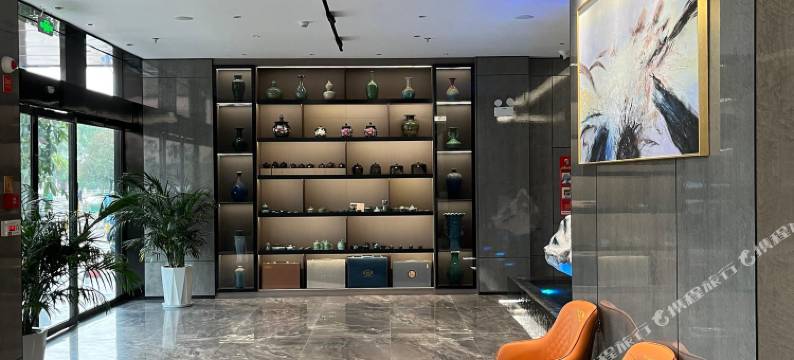 华宁紫初阳酒店图片