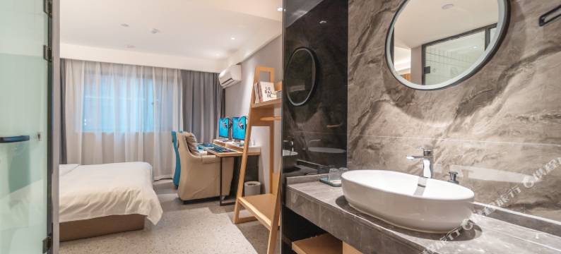 未知里泛娱酒店(太原火车站五一广场店)图片