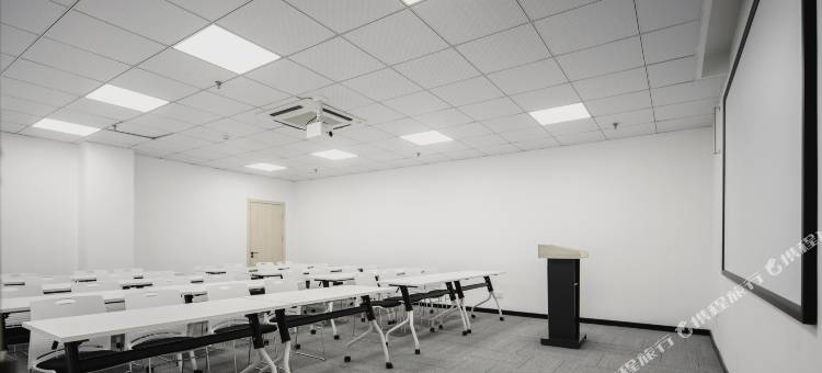 格林电竞酒店(威海青岛北路大润发店)图片