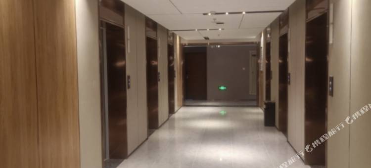 派柏·云酒店(长春车城万达广场店)图片