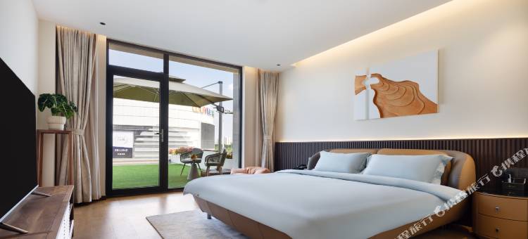 句容圆周率酒店(吾悦广场句容高铁站店)图片