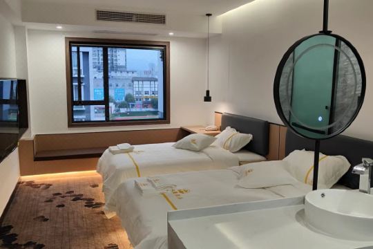 上云曦酒店(广元高铁站店)预订价格,联系电话位置地址【携程酒店】