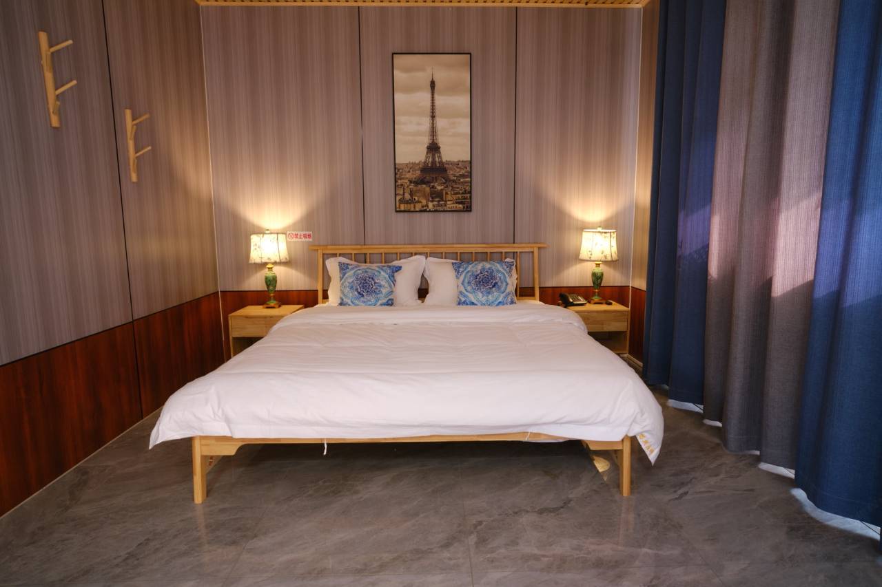 悠然书画主题艺术民宿