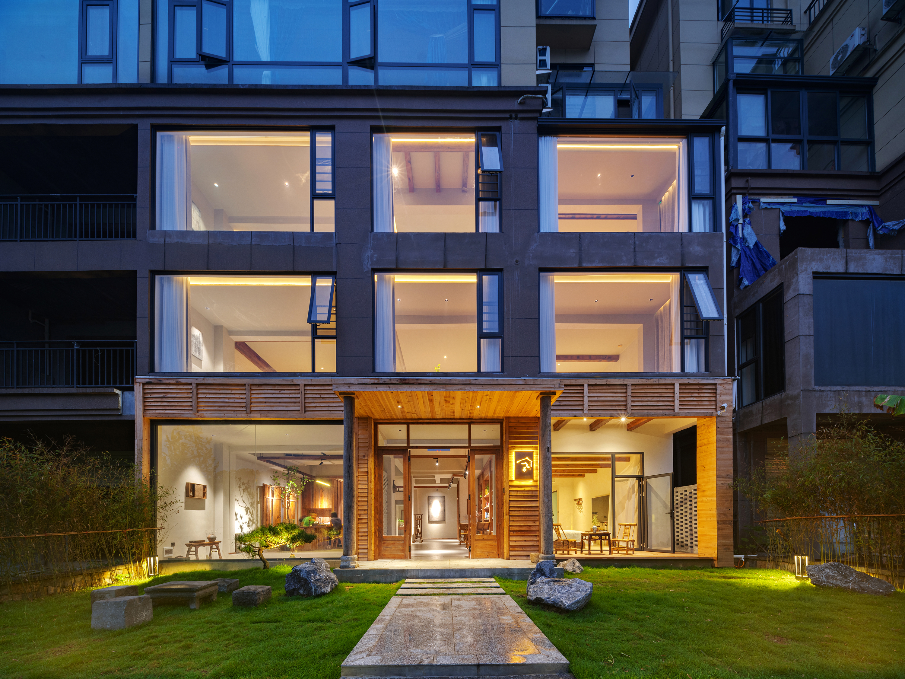 Dongjianghu Yifanju B&B Over view