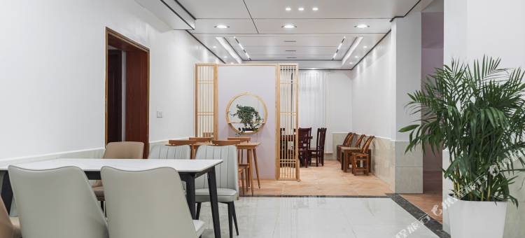 栖舍·轻奢智能投影亲子休闲度假美宿(张家界森林公园店)图片