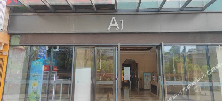 南昌微光青年旅舍(红谷滩万达店)图片
