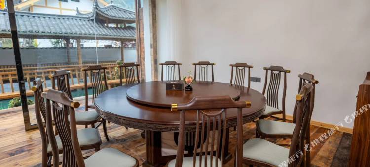 云山依民宿(梵净山东门游客中心店)图片
