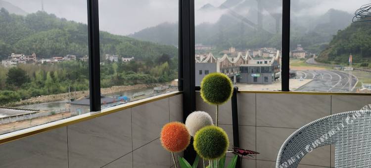 莽山悦客瑶家民宿(莽山大峡谷漂流店)图片