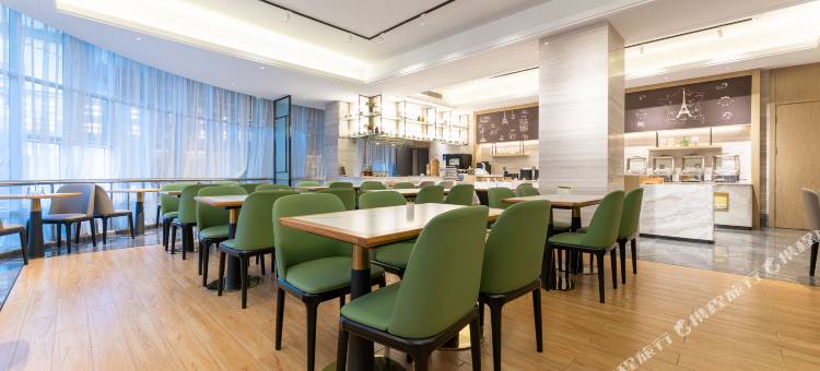 白玉兰酒店(济南泉城广场趵突泉店)图片