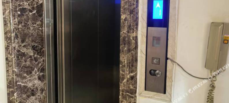 雅江雅途大酒店图片