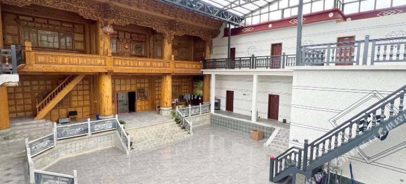 康雅民宿(香格里拉普达措国家森林公园店)图片