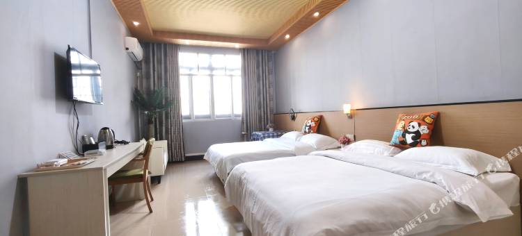 黄姚古镇缤纷假日酒店图片