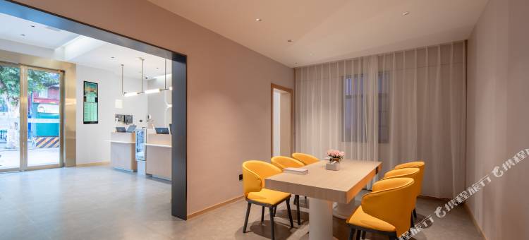 栖悦酒店(米公路沃尔玛民发广场店)图片