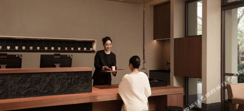 汕头万象城华山南路亚朵酒店图片