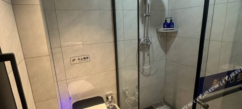 库车速8酒店(火车站东湖公园店)图片