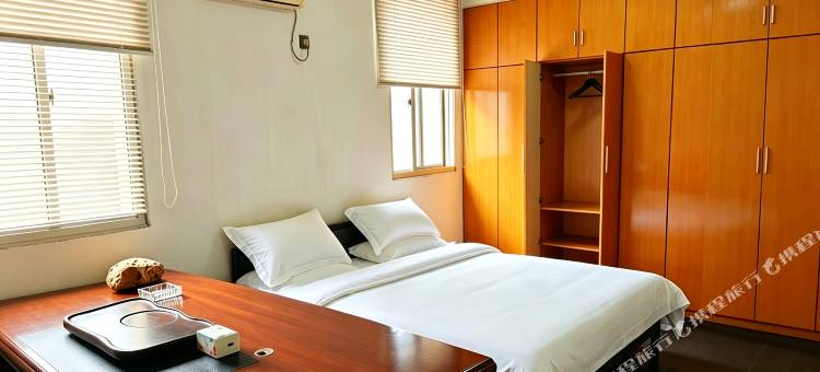 府城轻居酒店(台州府城紫阳街店)图片