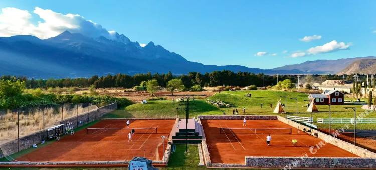 千山暮雪·日照金山｜Tennis Peak野奢庄园(白沙古镇店)图片