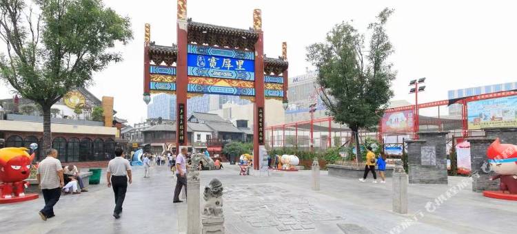 蔚徕J酒店(济南万象城省博物馆店)图片