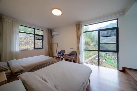 桐庐石舍溪语民宿