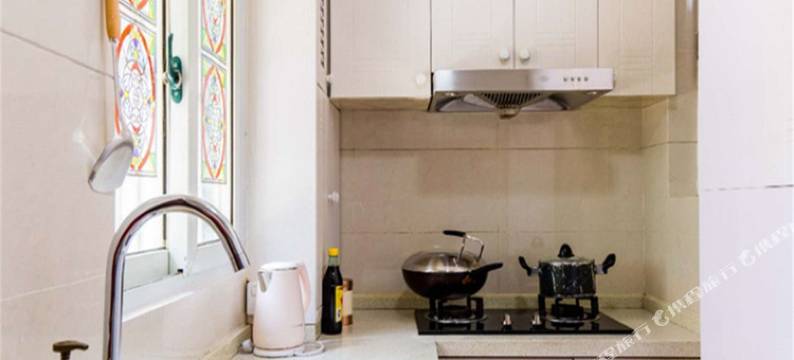 上海素赋陆家嘴明珠八佰伴近地铁两居公寓图片