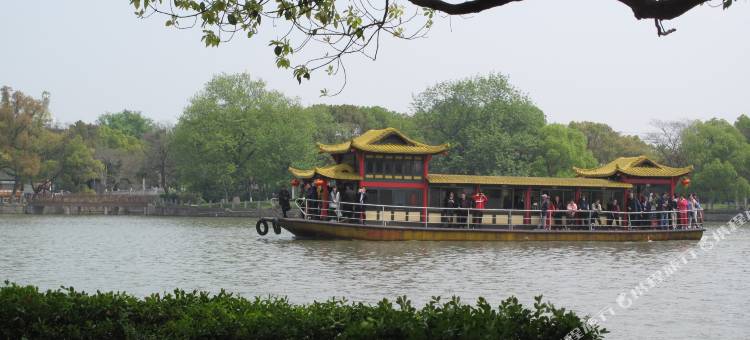 艺龙安云酒店(嘉兴旭辉广场南湖景区店)图片