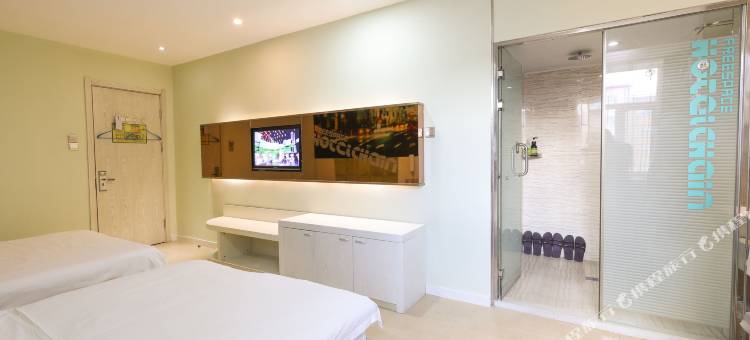 自由空间连锁宾馆(中央商业步行街店)图片