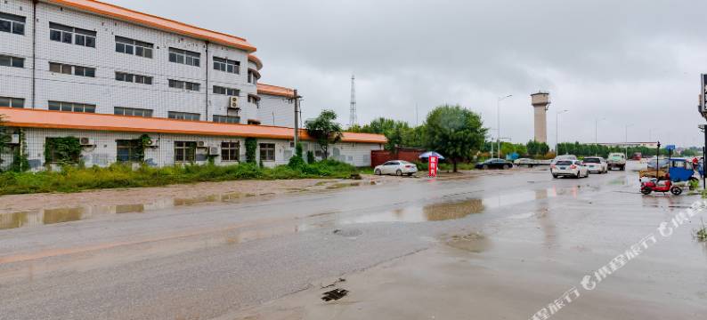 任丘宏源精品酒店图片