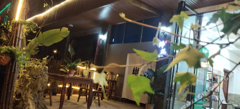 乐山佛苑客栈图片