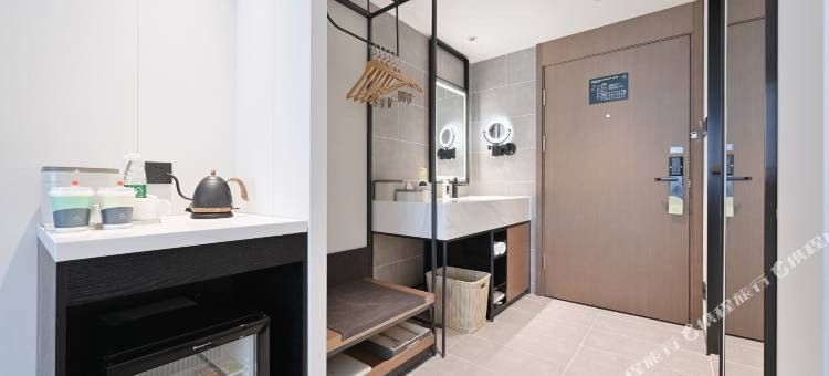 北京鸟巢对外经贸大学亚朵酒店图片