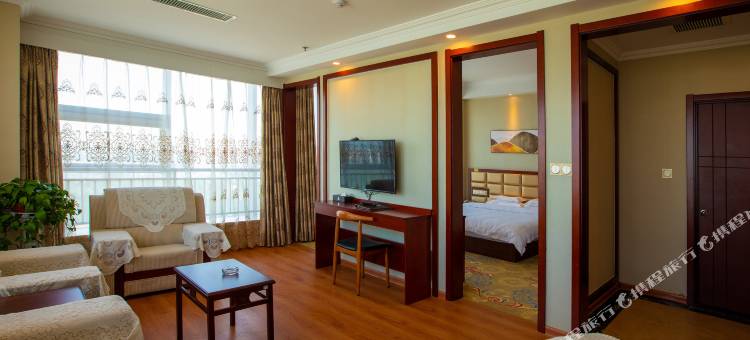 沂南志华商务酒店图片